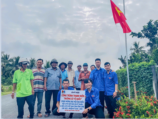 THỰC HIỆN CÔNG TRÌNH THANH NIÊN “ĐƯỜNG CỜ TỔ QUỐC”
CHÀO MỪNG ĐẠI HỘI HỘI LHTN VIỆT NAM CÁC CẤP
