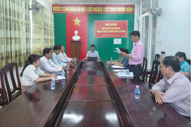 Hội nghị công bố Quyết định thành lập Trung tâm Dịch vụ sự nghiệp công xã Mỹ Thuận và các quyết định về công tác cán bộ