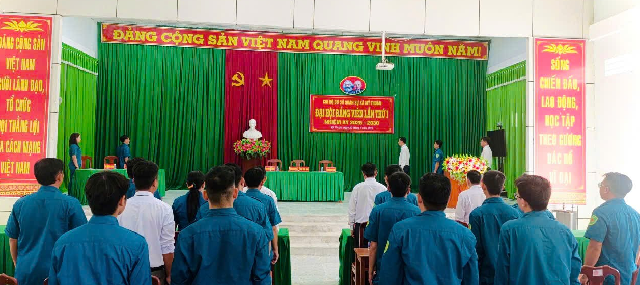 Đại hội đảng viên lần thứ nhất chi bộ cơ sở Ban chỉ huy Quân sự xã Mỹ Thuận